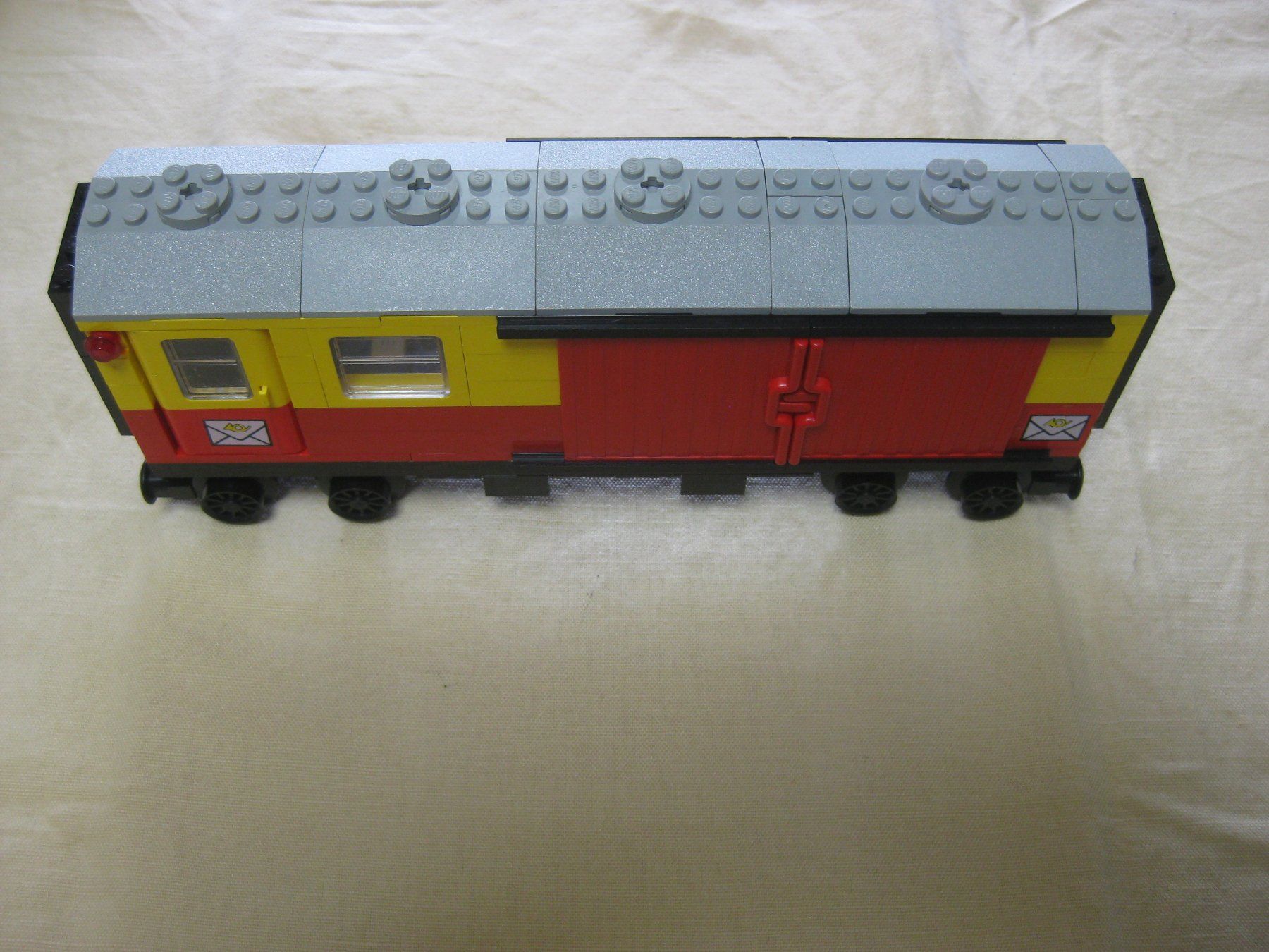 Lego Kit di costruzioni: LEGO 7819 System POST Container Wagen Eisenbahn – Usato da Münchenbuchsee venduto da suisse-schweiz 3