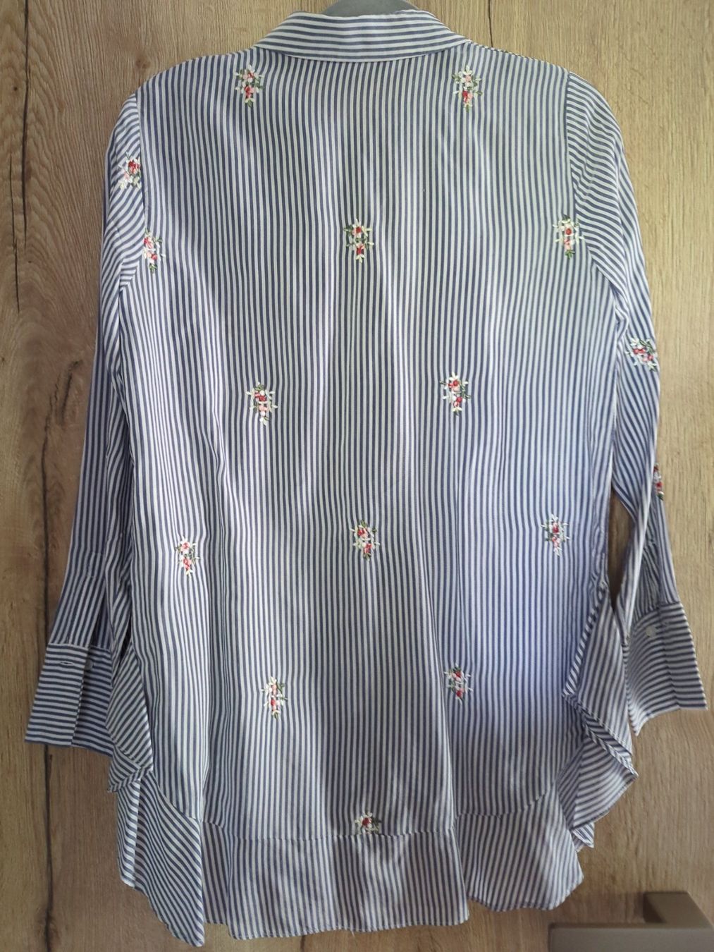 Zara Camicette: Zara Bluse/ Gr. XS Viskose – Usato da Zug venduto da sunshinestateofmind 6