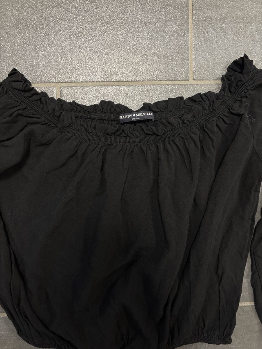 Brandy Melville Top: Brandy Melville Top – Nuovo (secondo la descrizione) da Rümlang venduto da svent 2