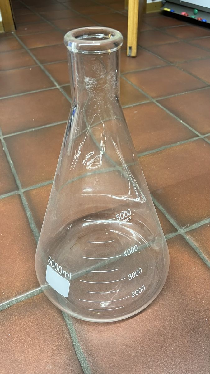 Bicchieri: Grosser Erlenmeyerkolben, 5000 ml – Usato da Ursenbach venduto da Wegi8