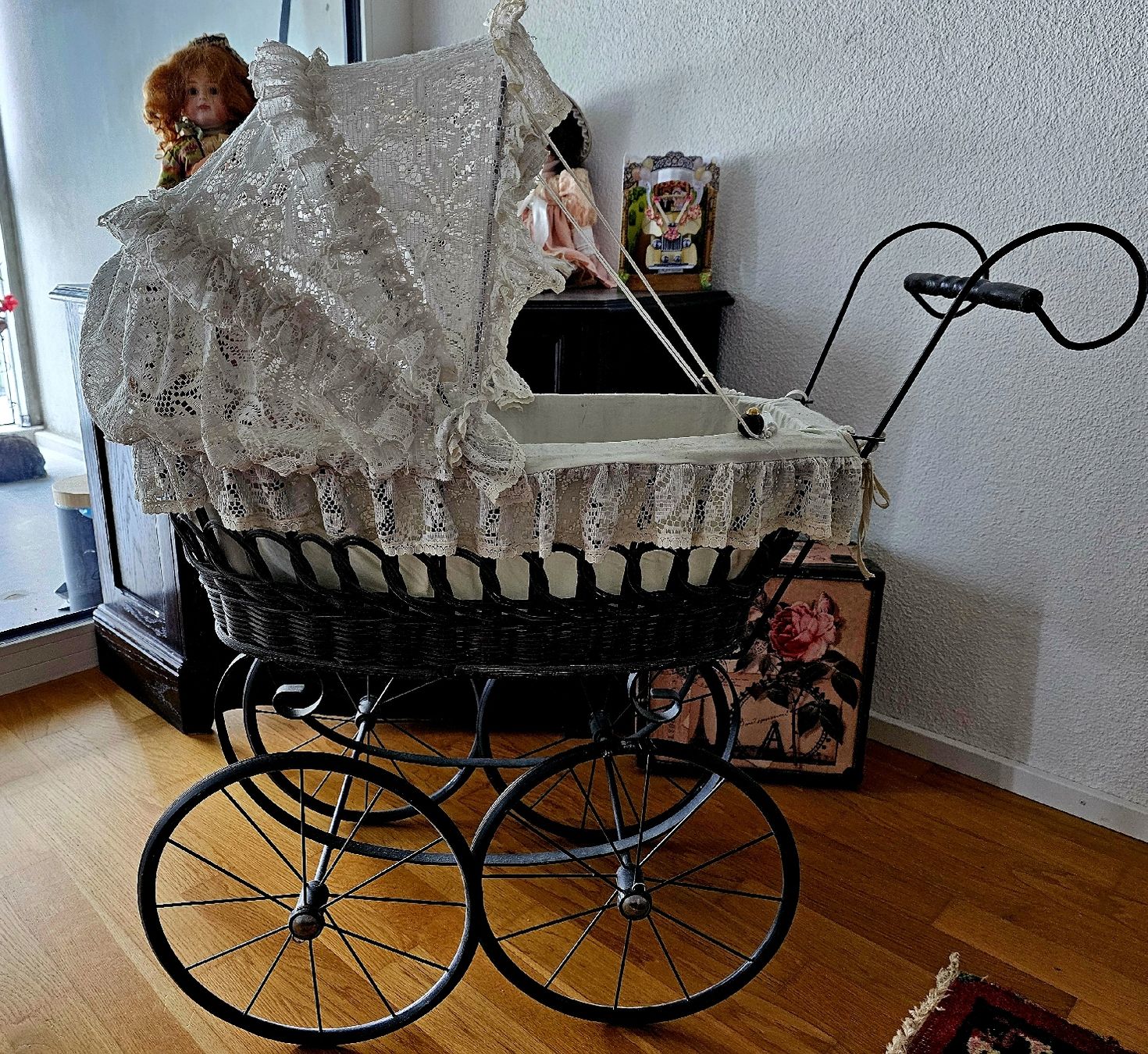 Carrozzine per bambole: ALTER PUPPENWAGEN! – Usato da Laupen BE venduto da AUSSIEGIRL1109