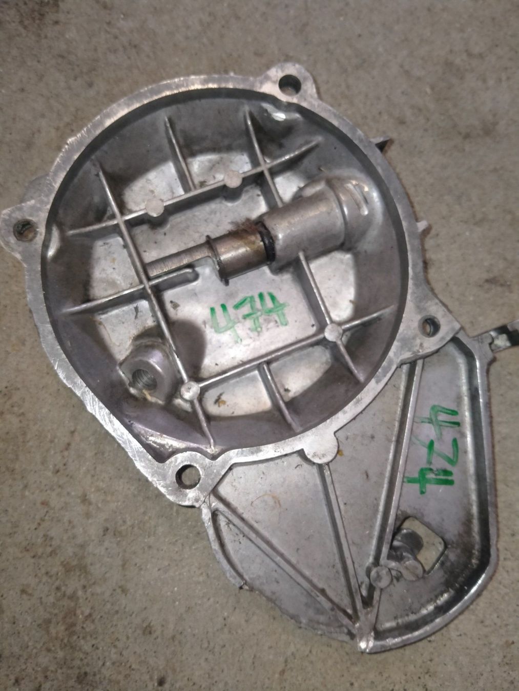 Puch Parti ricambio per ciclomotori: Puch Maxi E50 kupplungsdeckel – Difettoso da Fahrni b. Thun venduto da berger_tuning34