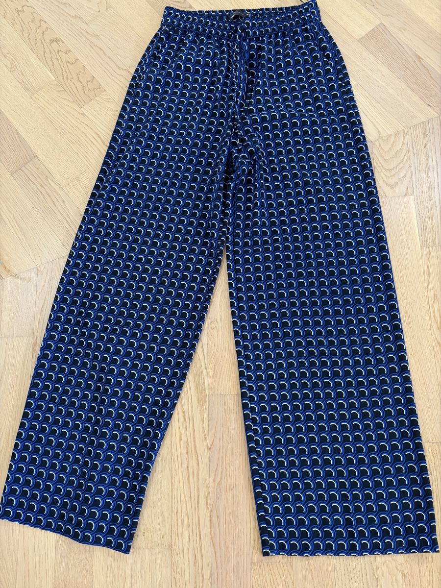Pantalons: Hose Mark&Spencer Grösse 38 – Neuf (Voir description) à Bonstetten par Moma10 1