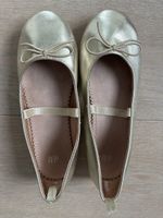 Ballerina Schuhe H&M goldfarben Grösse 32 gebraucht