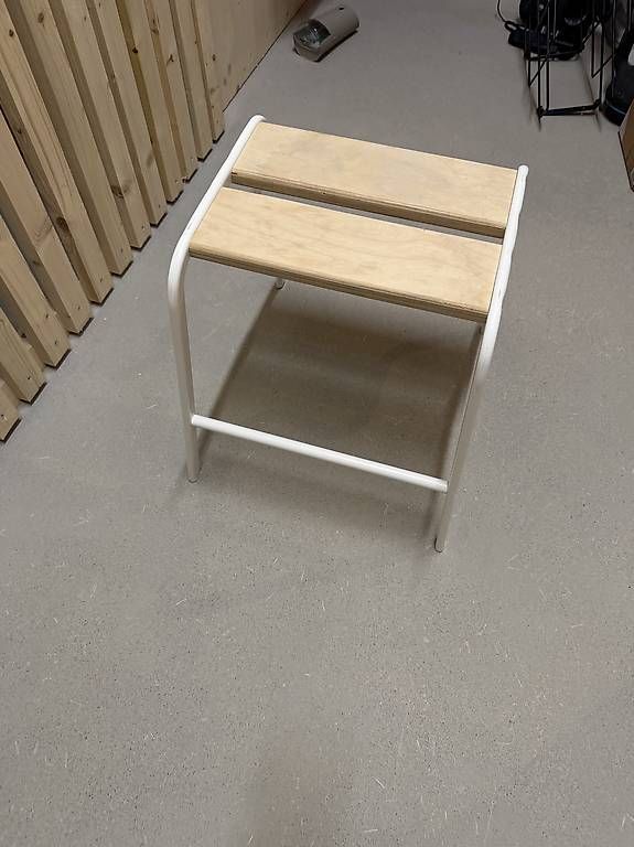 Tabourets: Marchepied IKEA GRUBBAN – D'occasion à St-Gingolph par chr_5gtw 2