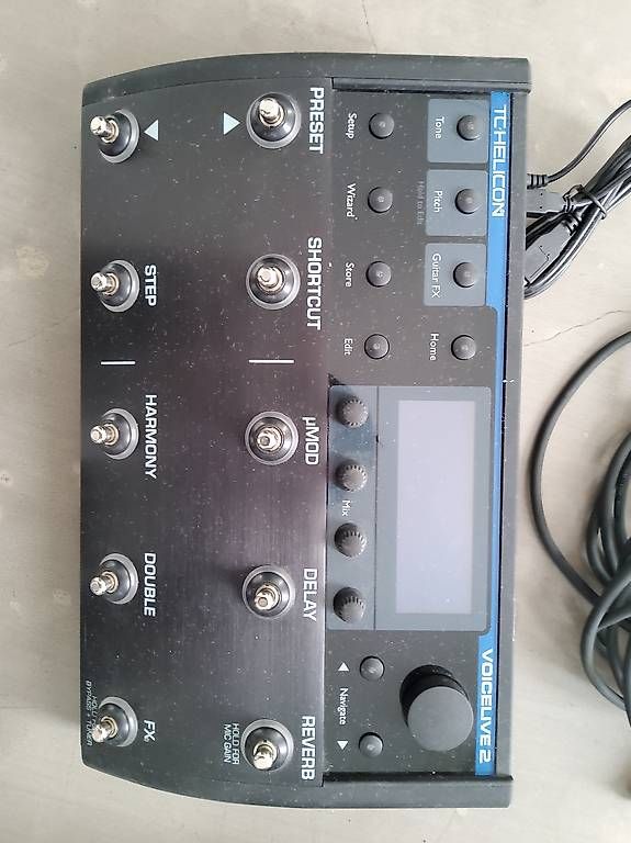 Instruments de musique: TC.HELICON VOICE LIVE 2 – D'occasion à Muralto par mal5392 1