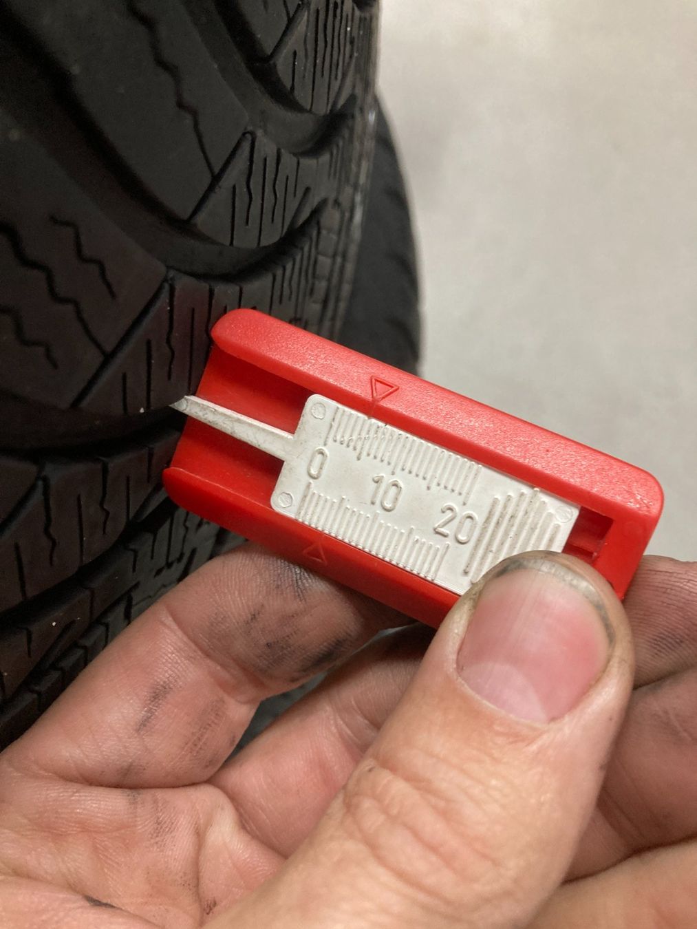 Audi Pneumatici & Ruote complete: Audi A6 Winterräder 215/55R16 – Usato da Cham venduto da WB2223 7