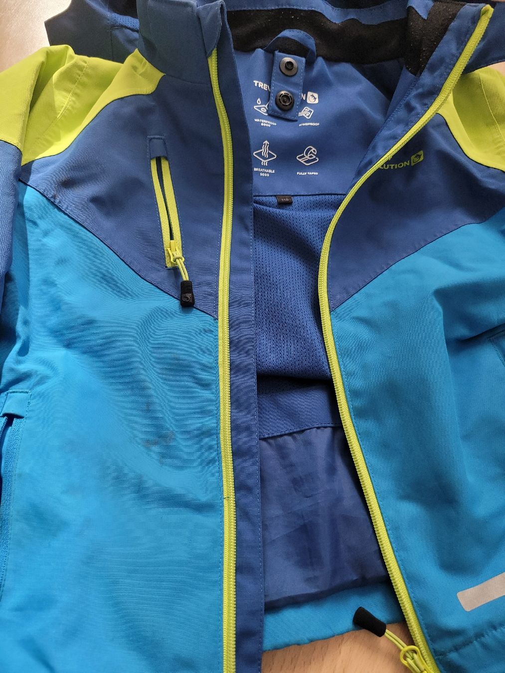 Trevolution Giacche & Cappotti: Softshell Jacke Trevolution gr. 110 – Usato da Inwil venduto da Flower2325 1
