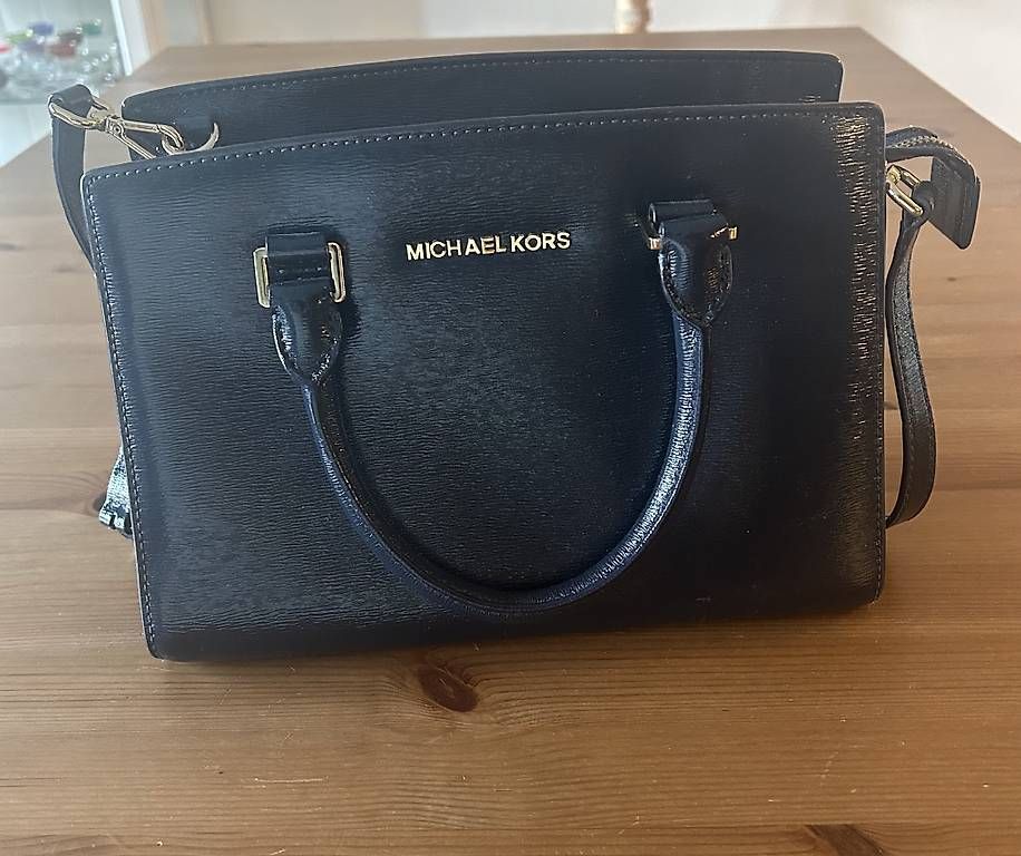 Michael Kors Borse da donna: Michael Kors Selma medium – Usato da Schlieren venduto da jul_yrw7