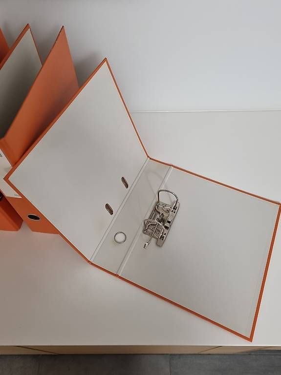 Migros Raccoglitori: Classeurs - A4 plastifiés - 7 cm & 4 cm – Usato da Moutier venduto da Kimi22 3