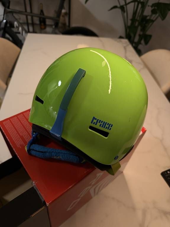 Caschi: RED Skihelm / Snowboardhelm Trace Kinder Grösse M – Usato da Binningen venduto da stu_mb7k 2