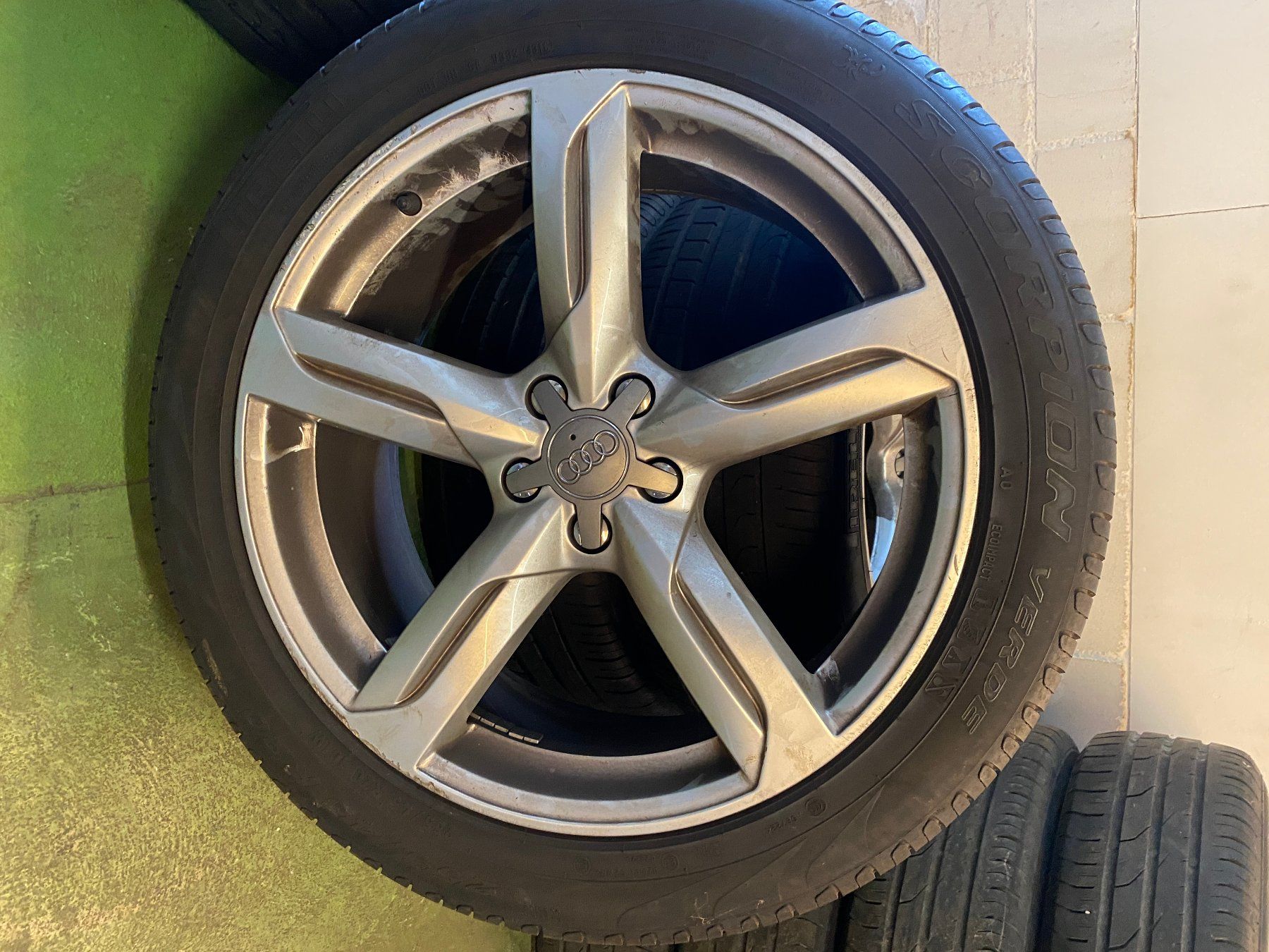 Pneumatici & Ruote complete: Sommerräder Audi 255/45 R20 – Usato da Kaltbrunn venduto da Steoli74