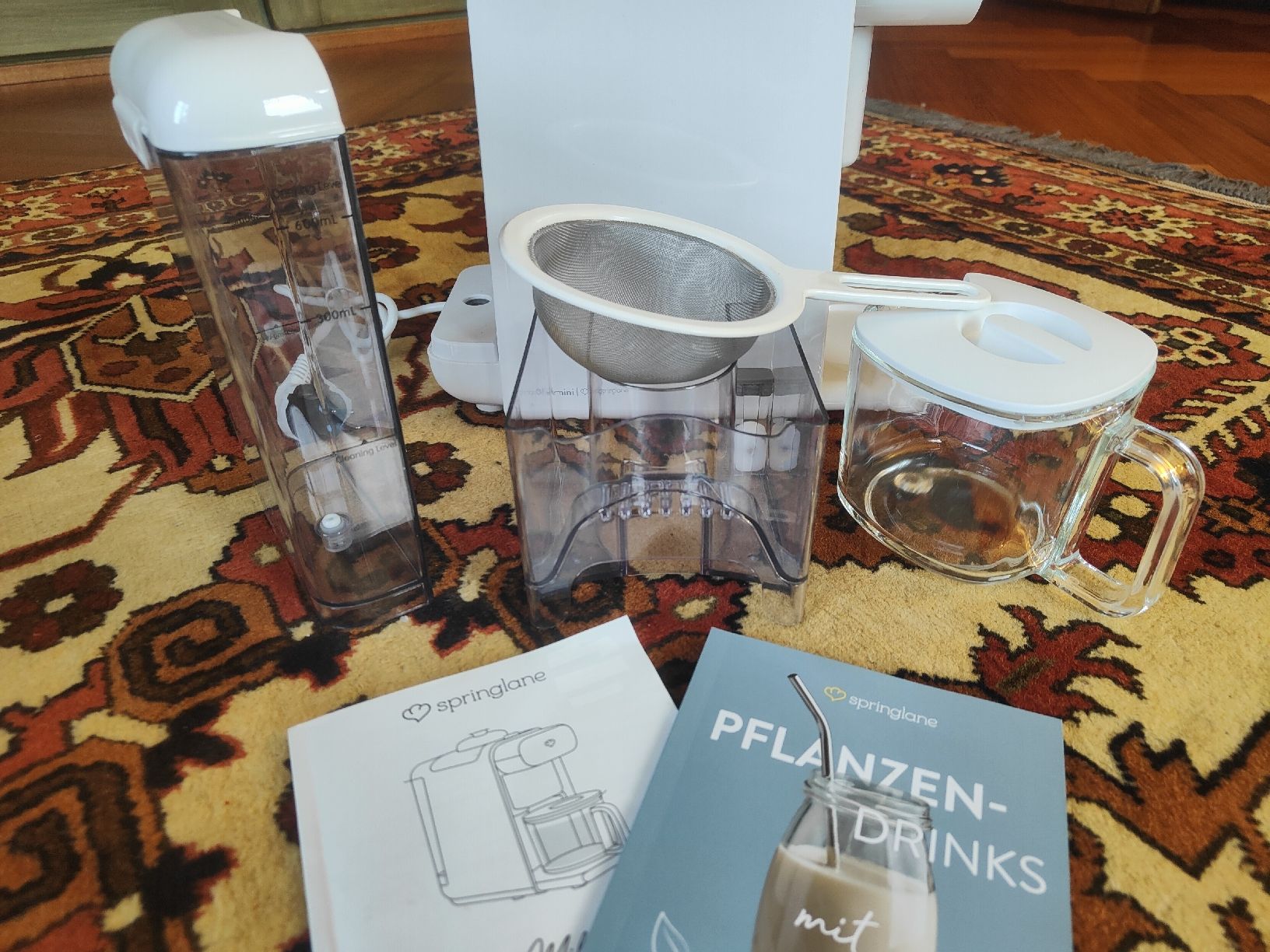 Appareils de cuisine: Springlane Mila mini blanc, machine à lait/boisson végétal-e – D'occasion à Le Landeron par Bougillon 1