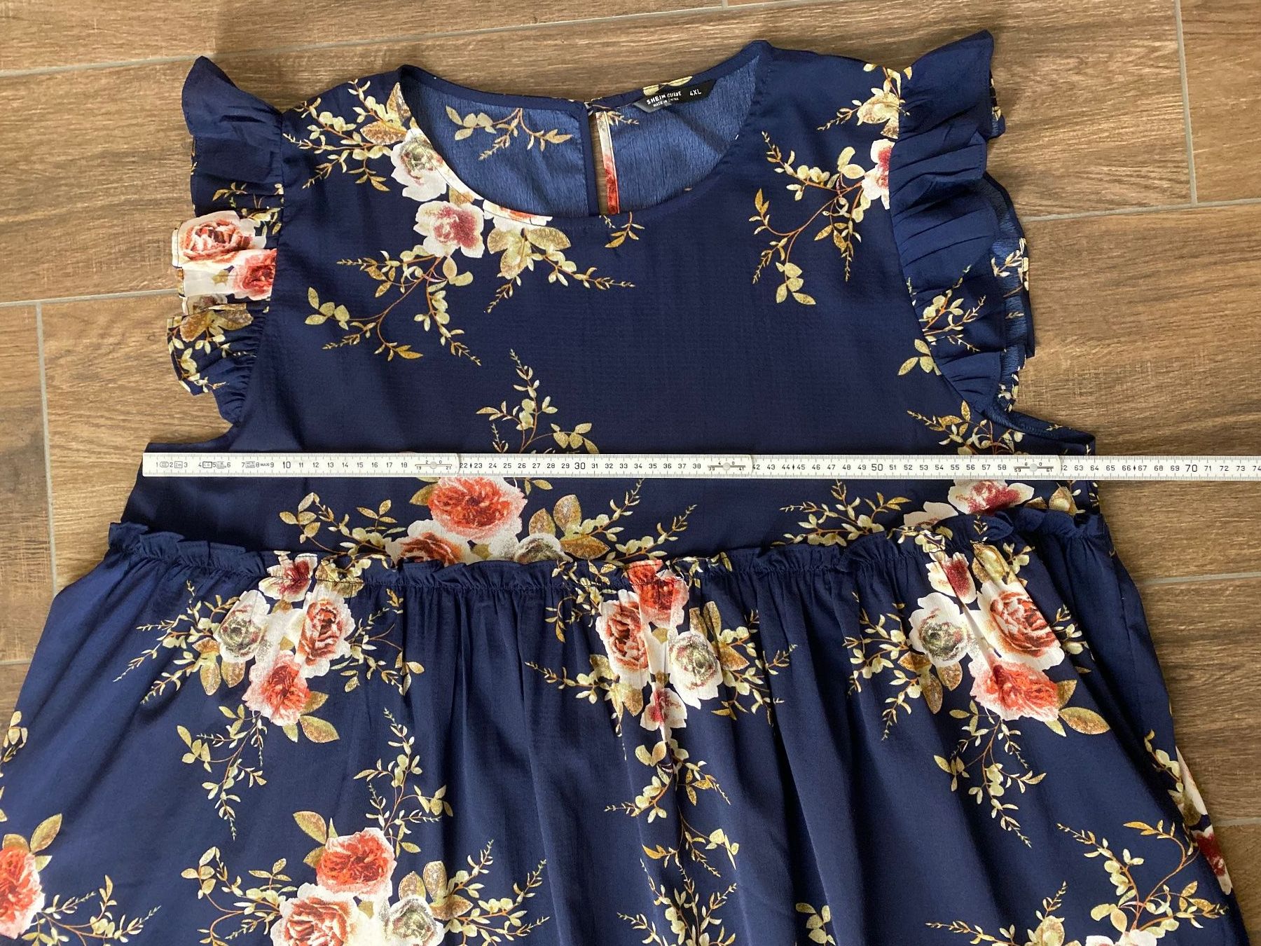 Shein Camicette: Top leichte Bluse mit Blumenmuster Gr. 4XL / 50 - 52 – Usato da Pratteln venduto da a23_j2gs 6