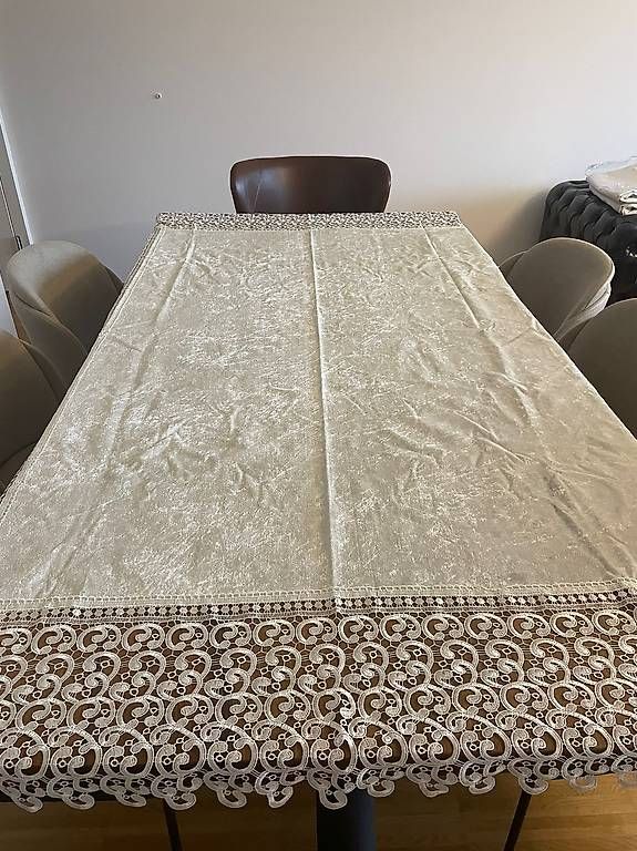 Coperte: Tischdecke 210x160cm Weiss – Usato da Solothurn venduto da ers_t6vr