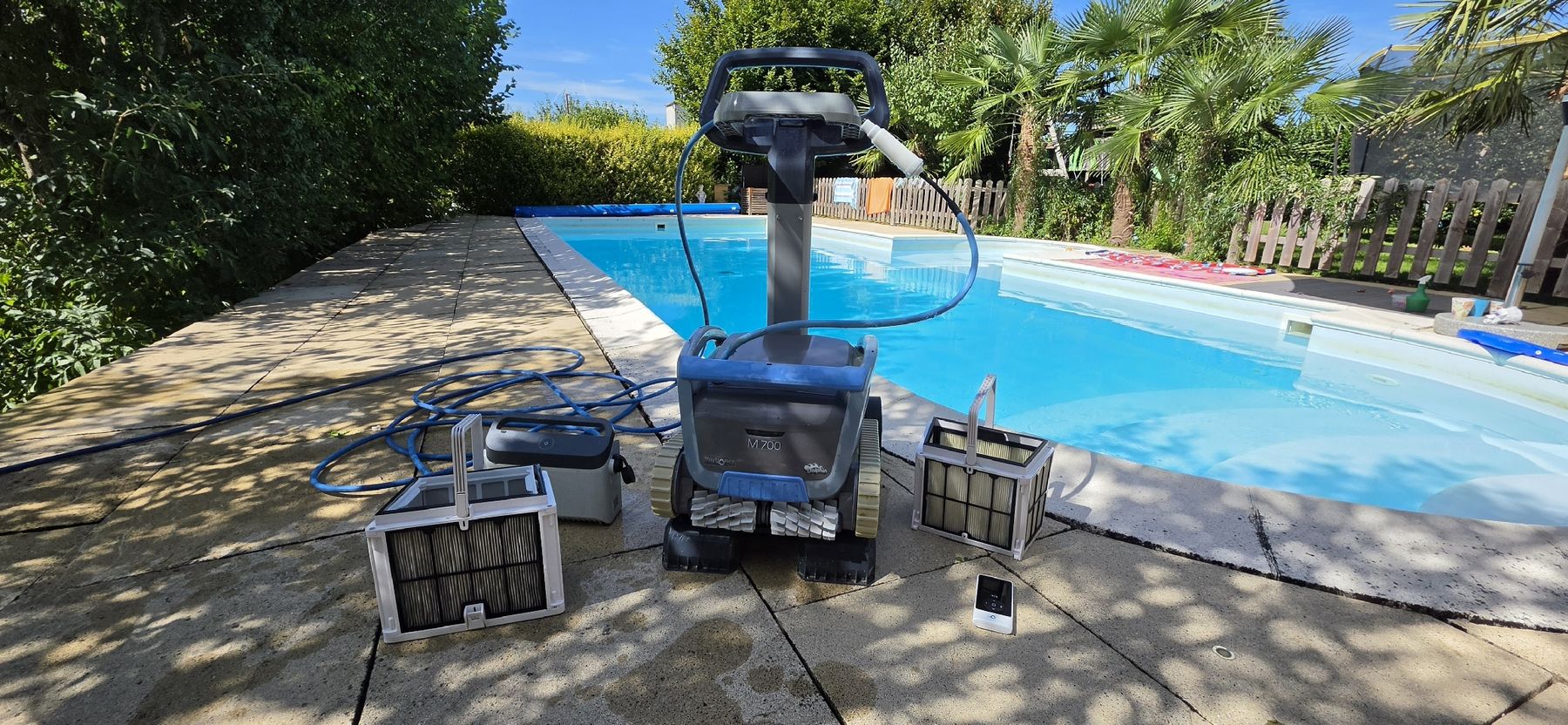 Dolphin Accessori per Piscine: Poolroboter Maytronics Dolphin M700 APP Poolreiniger Profi – Usato da Breitenbach venduto da gnieserli 8