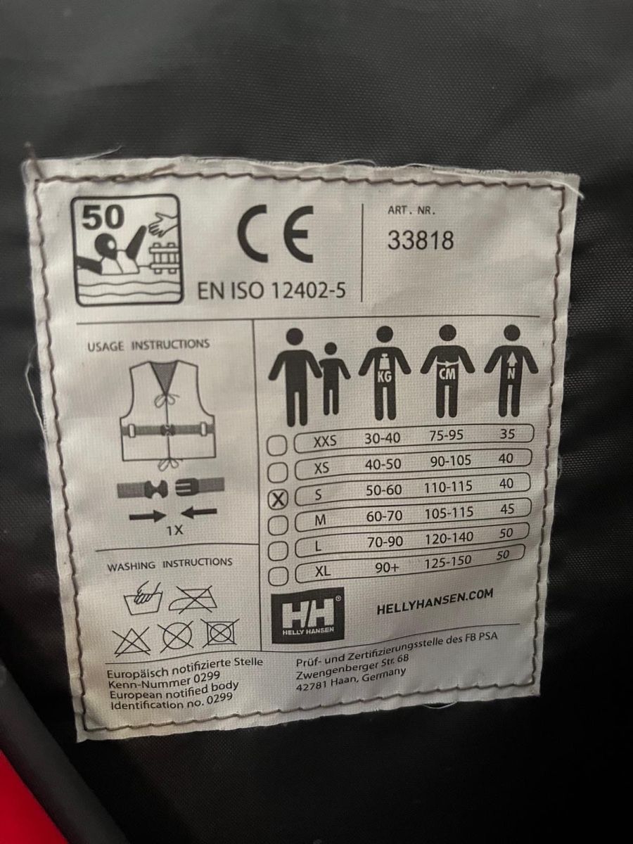 Helly Hansen Schwimmwesten: Helly Hansen Schwimmweste – Gebraucht aus Nänikon von aoe_22fy 1