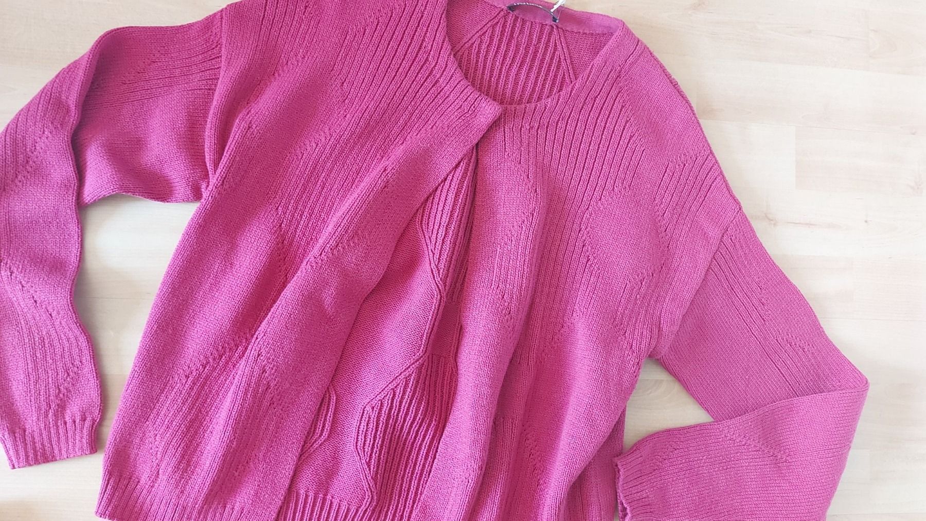 Nile Giacche: Nile Strickjacke gr,S – Nuovo (secondo la descrizione) da langenthal venduto da rundholz7 5