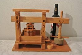Weinpresse miniatur