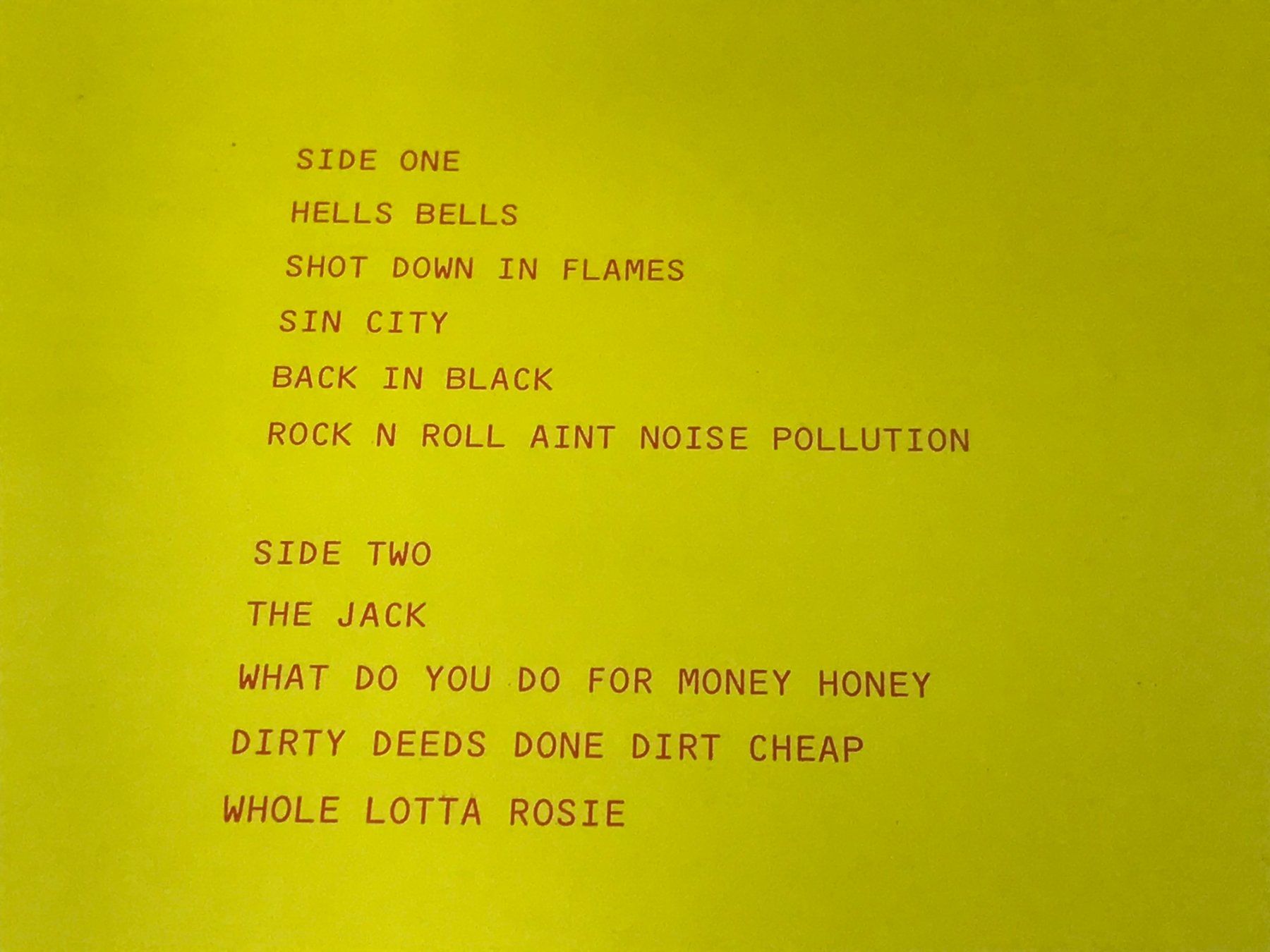 Schallplatten: AC/DC - Give all the .... LIVE – Gebraucht aus Buchs AG von Archie 2