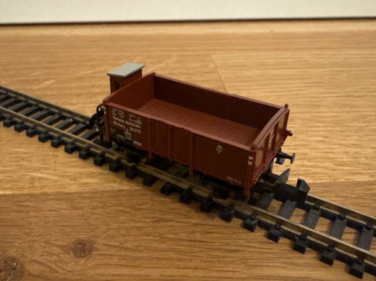 Trix Modellini di ferrovie: Minitrix 13661 Offener Güterwagen – Nuovo e nell'imballaggio originale da Schlierbach venduto da Look8 1