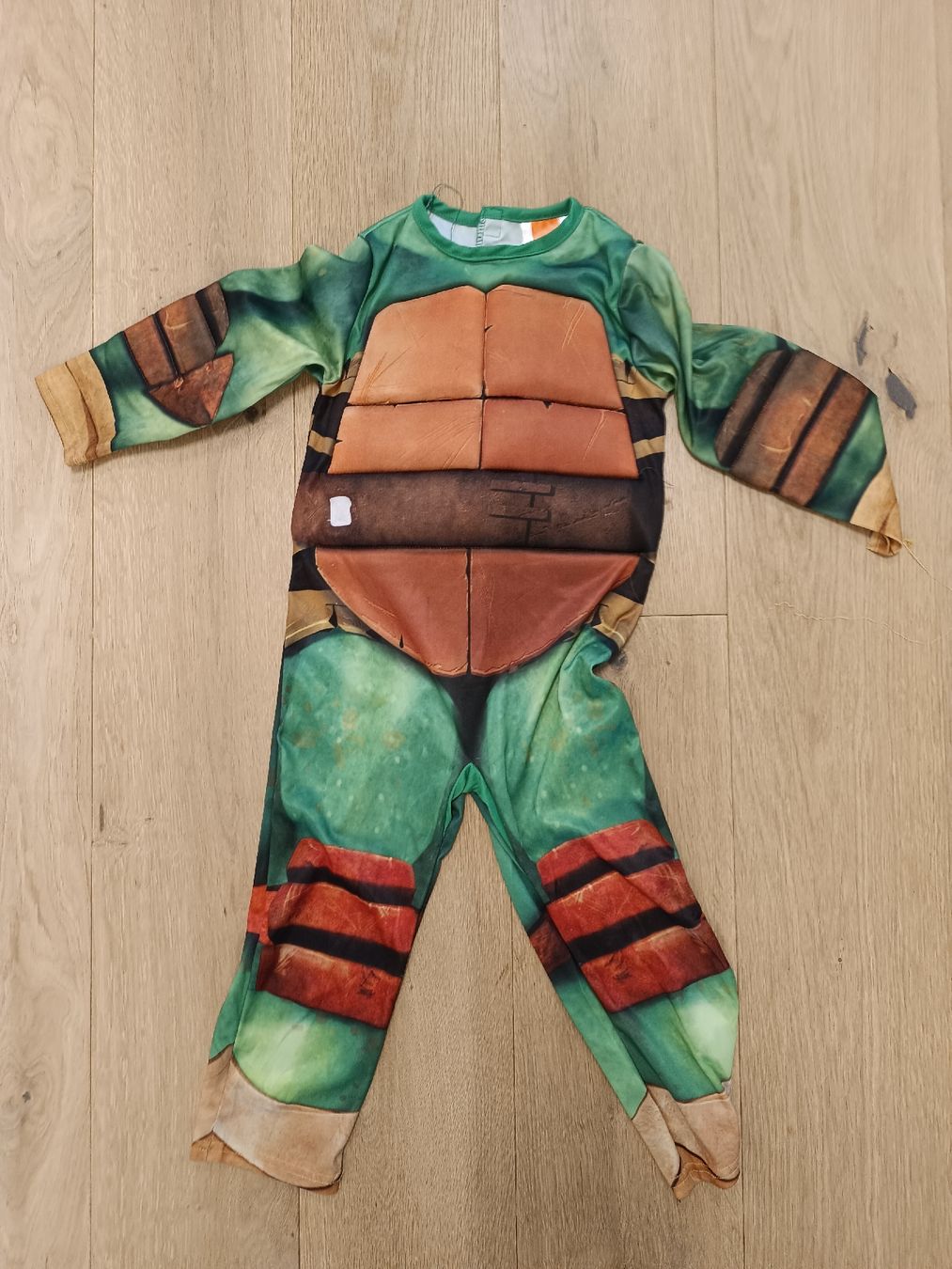 Costumi: Ninja Turtle Kostüm, Grösse 3-4 Jahre – Usato da Berikon venduto da mezzze