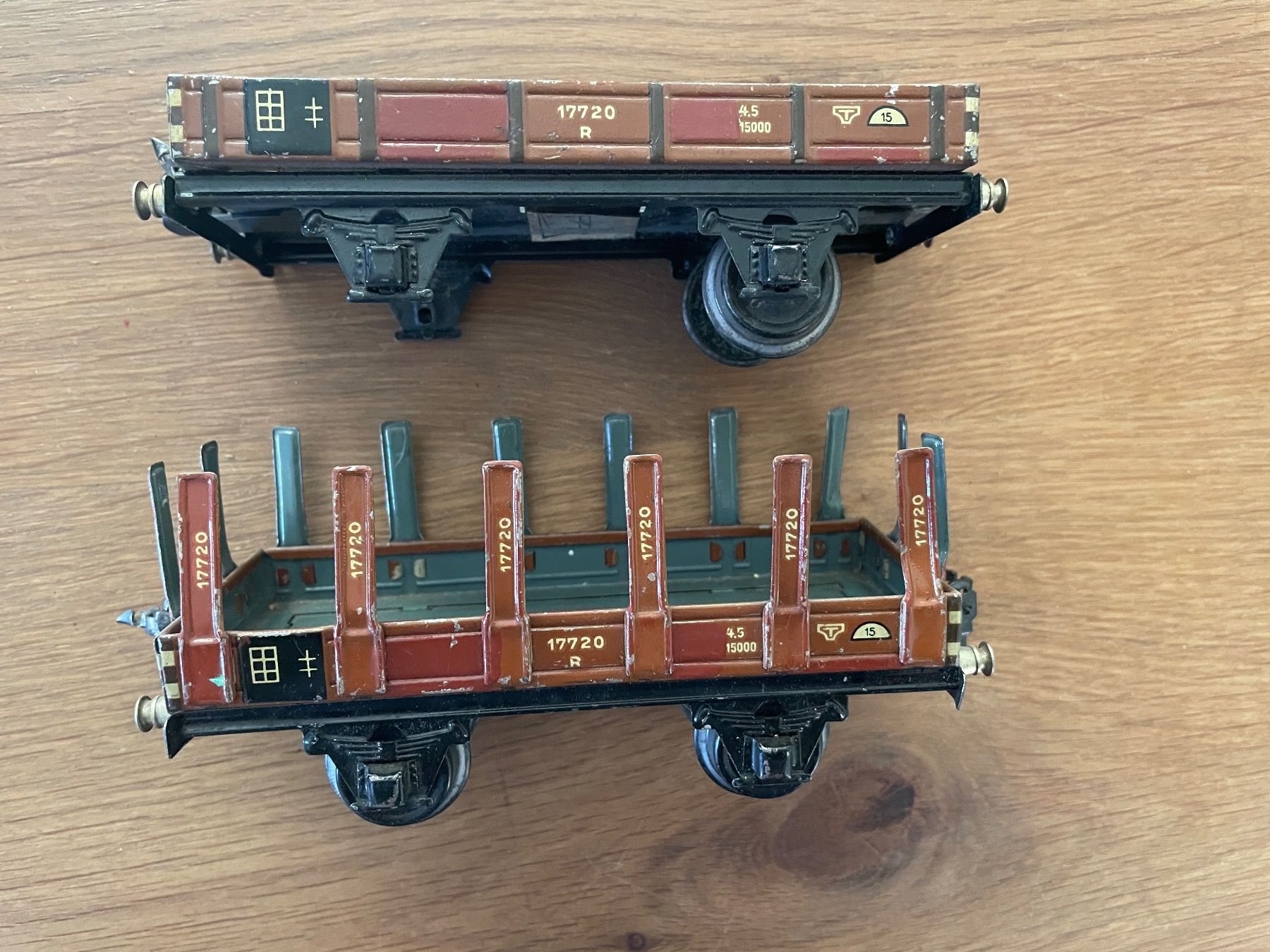 Märklin Modelleisenbahnen: Märklin Güterwagen Set 17720 - Antik – Gebraucht aus Weinfelden von Jessy831