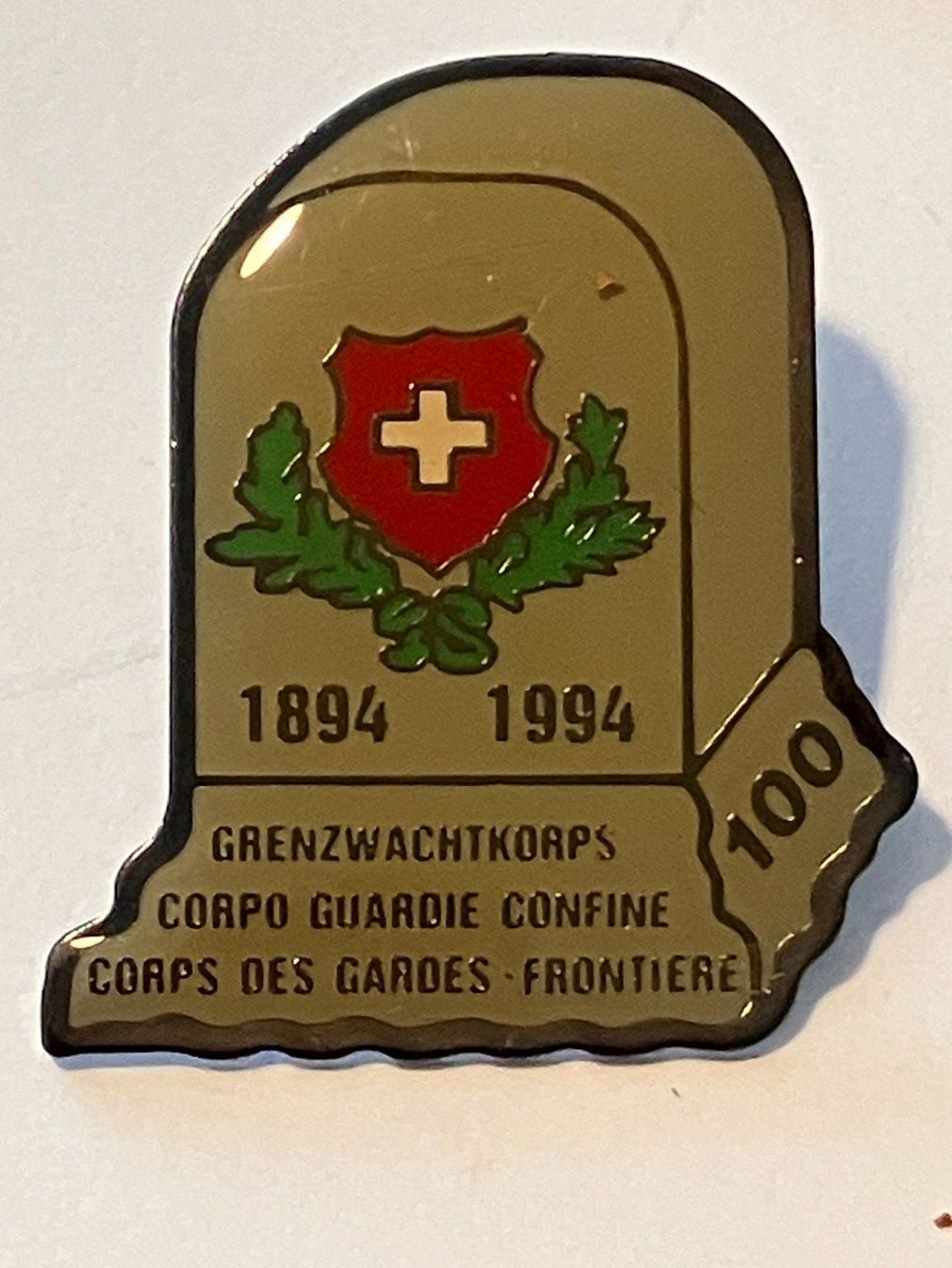 Plaketten & Abzeichen: 1 Pin Grenzwachkorps 100 Jahre – Gebraucht aus Basel von djwwpp