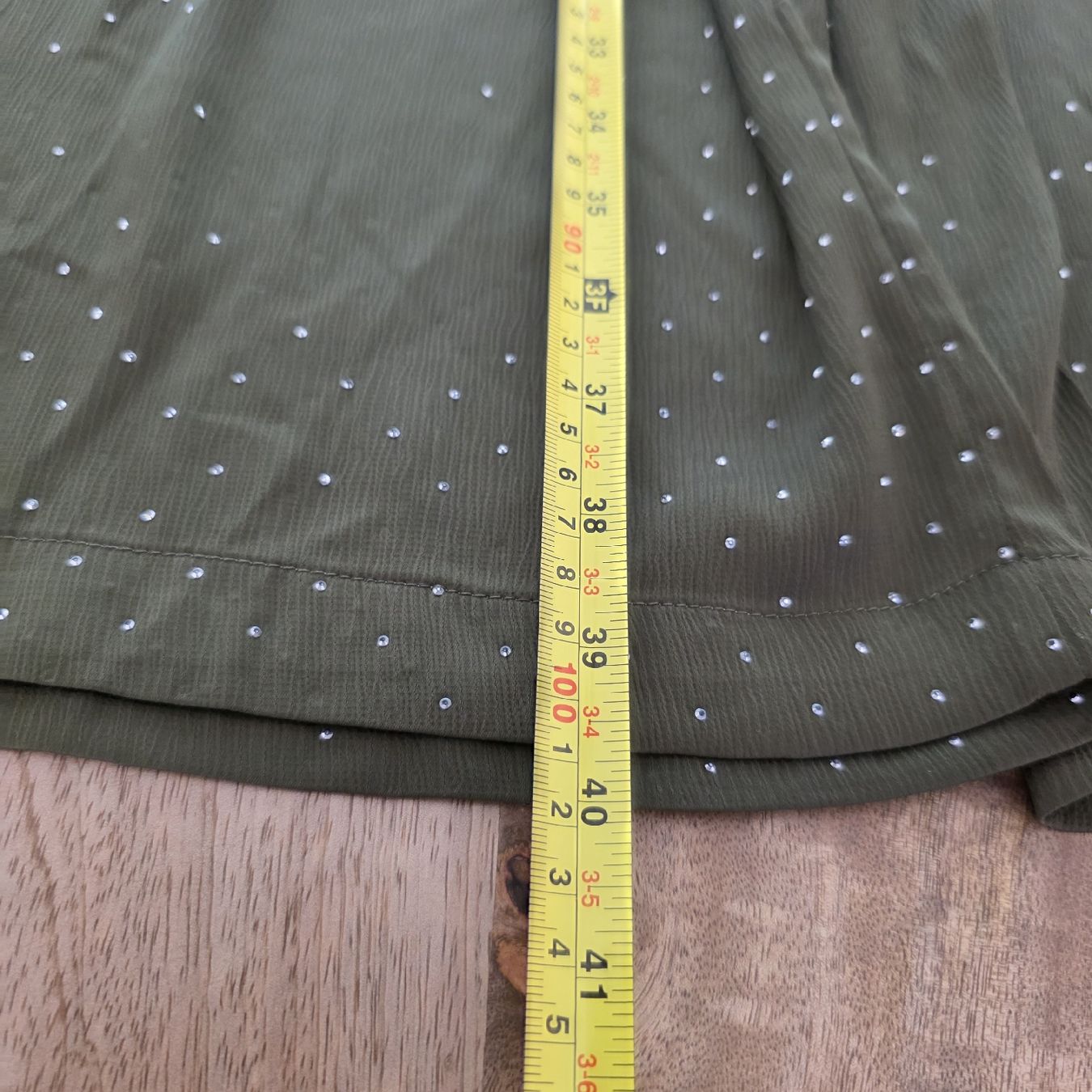 Pantaloni: Hose mit Nieten Khaki Grösse M/L – Usato da Rheinsulz venduto da Gilea 5
