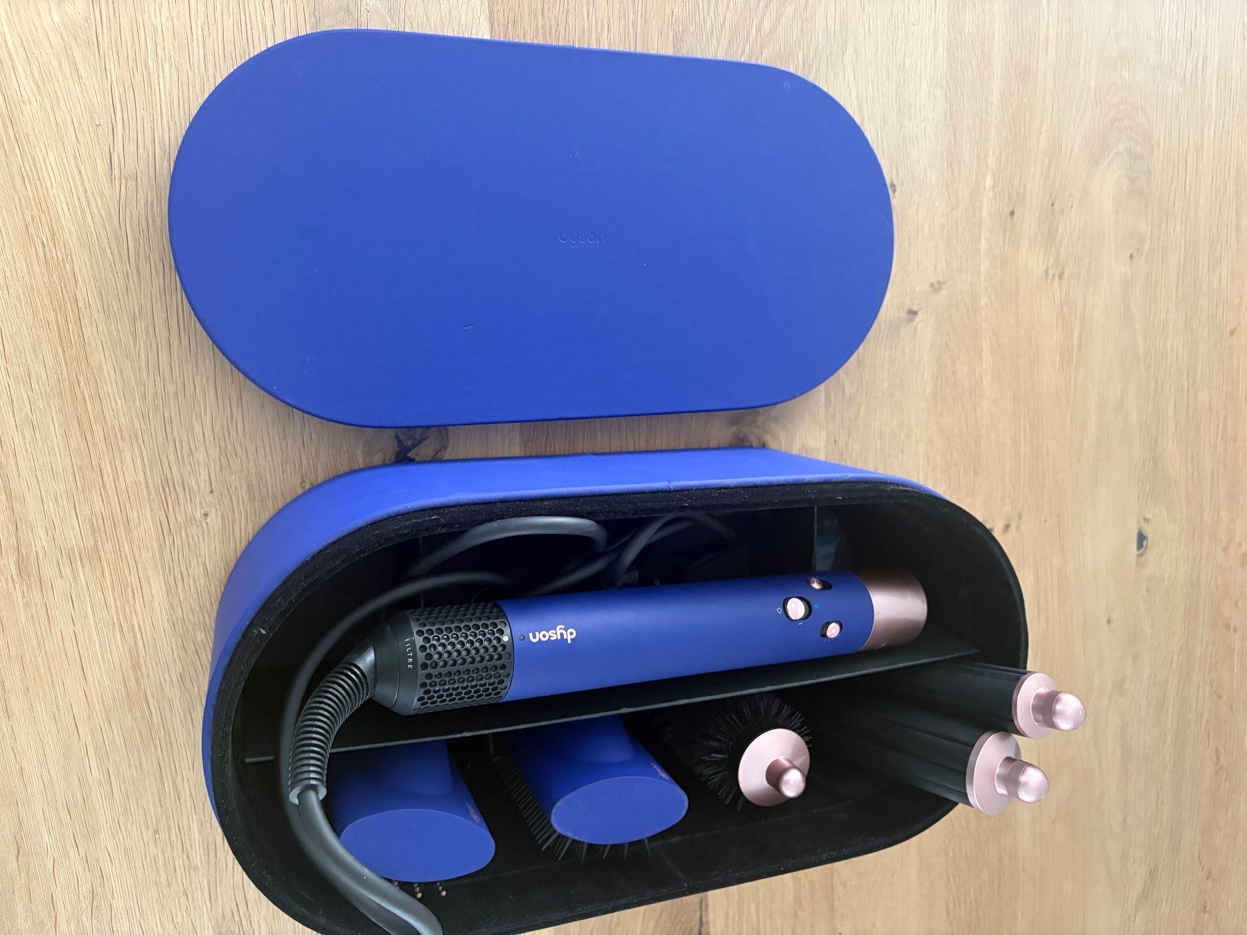 Dyson Asciugacapelli: Dyson Airwrap LONG HS05 Multi-Haarstyler Complete blue/blush – Usato da Lausen venduto da sen_jm7c 1