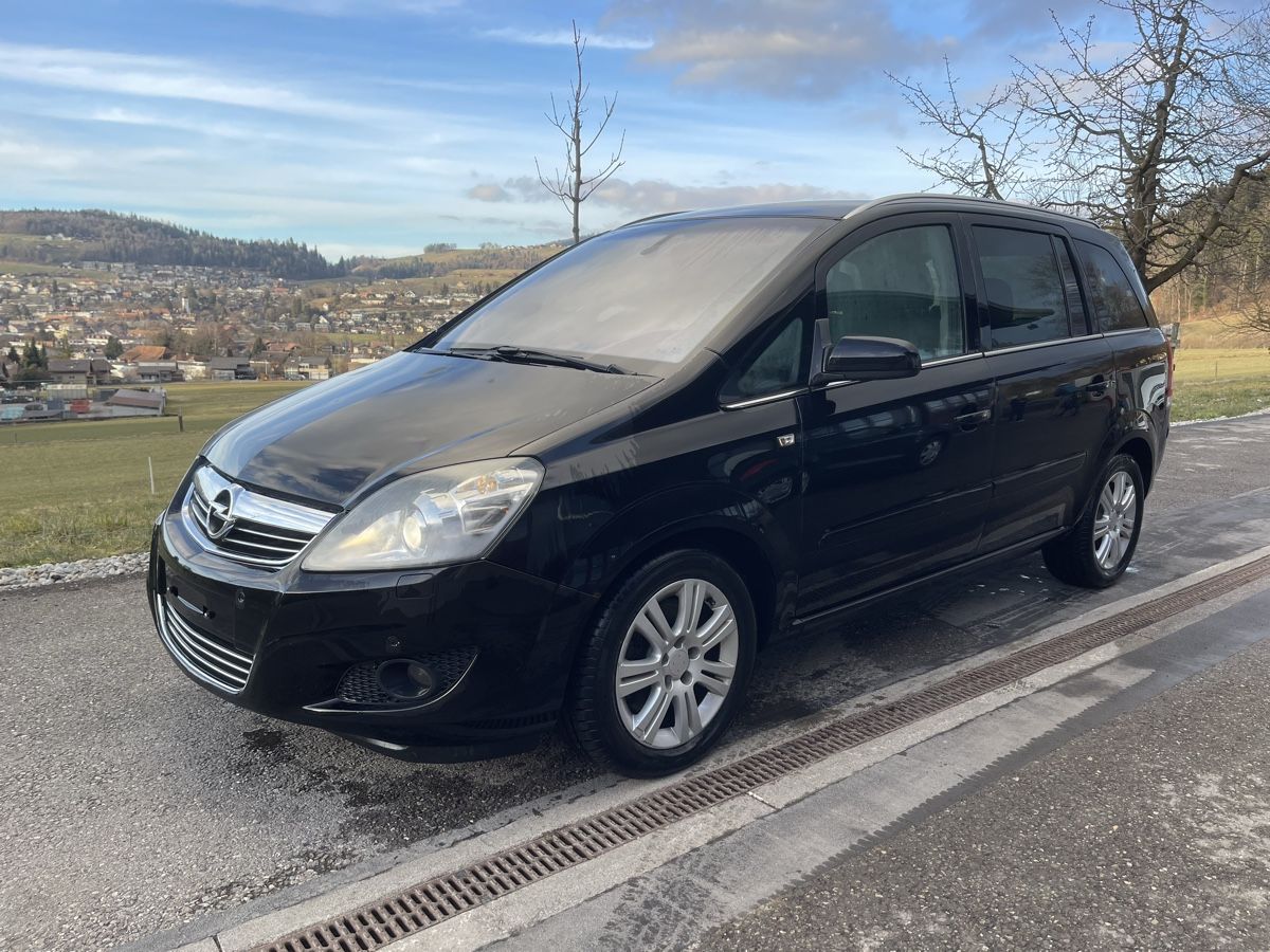 Opel Automobili: OPEL Zafira 22B >>>Platz 7<<< – Usato da Spiez venduto da bertula