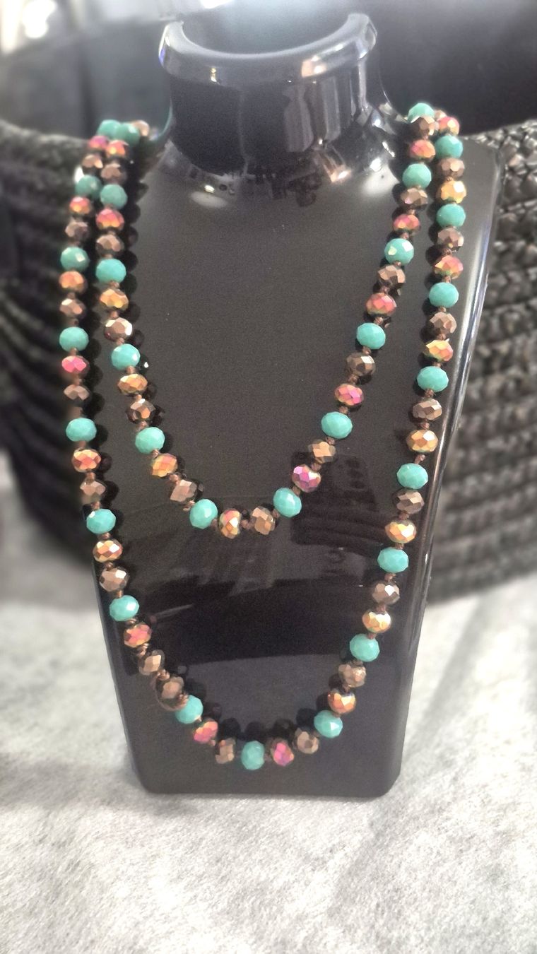 Catenine: Collana lunga perle turchesi e dorate nuova – Nuovo (secondo la descrizione) da Giubiasco venduto da Stefaniav