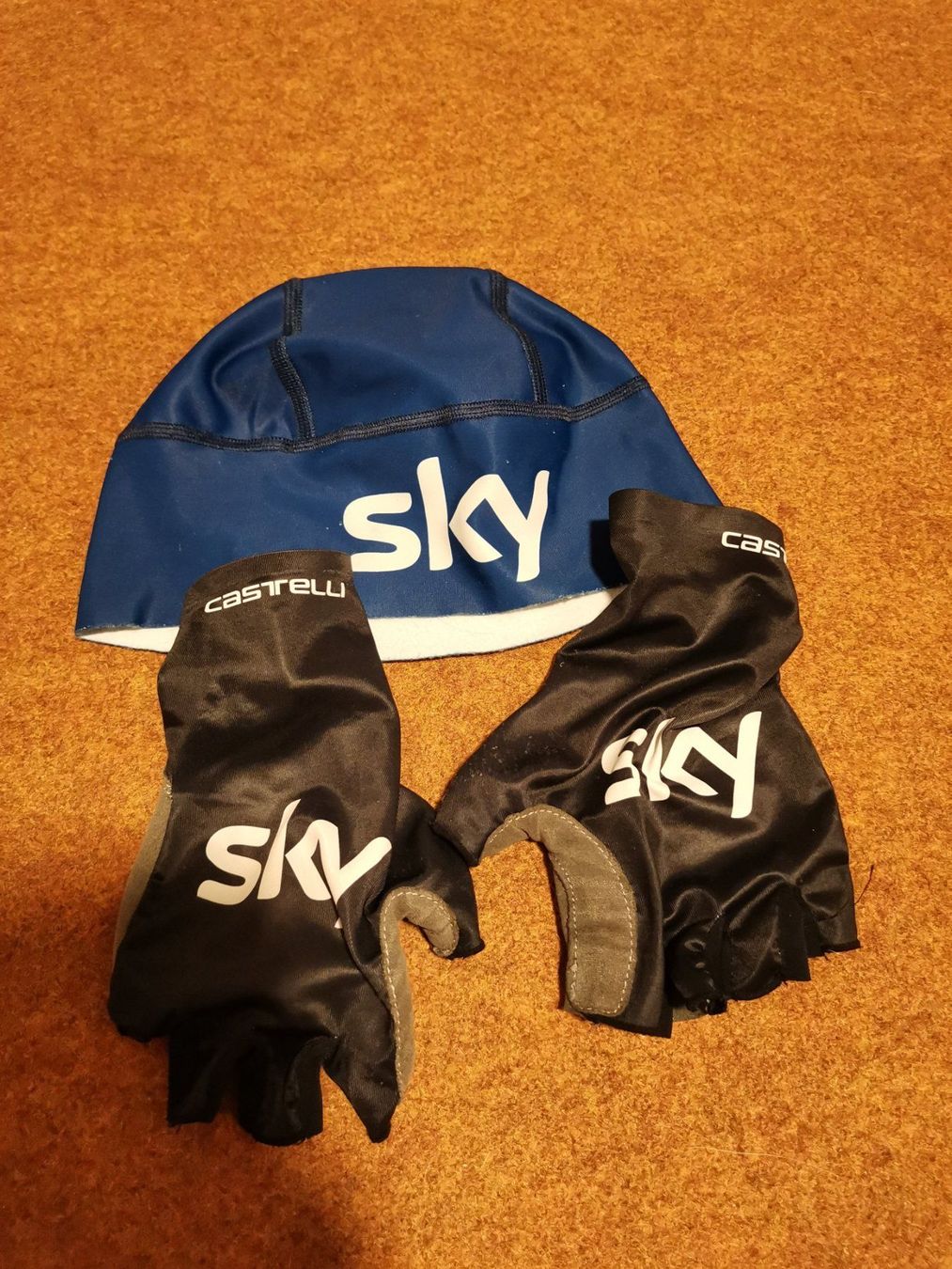 Altri accessori da uomo: Team Sky Trikot Handschuhe – Usato da Silenen venduto da guinness92