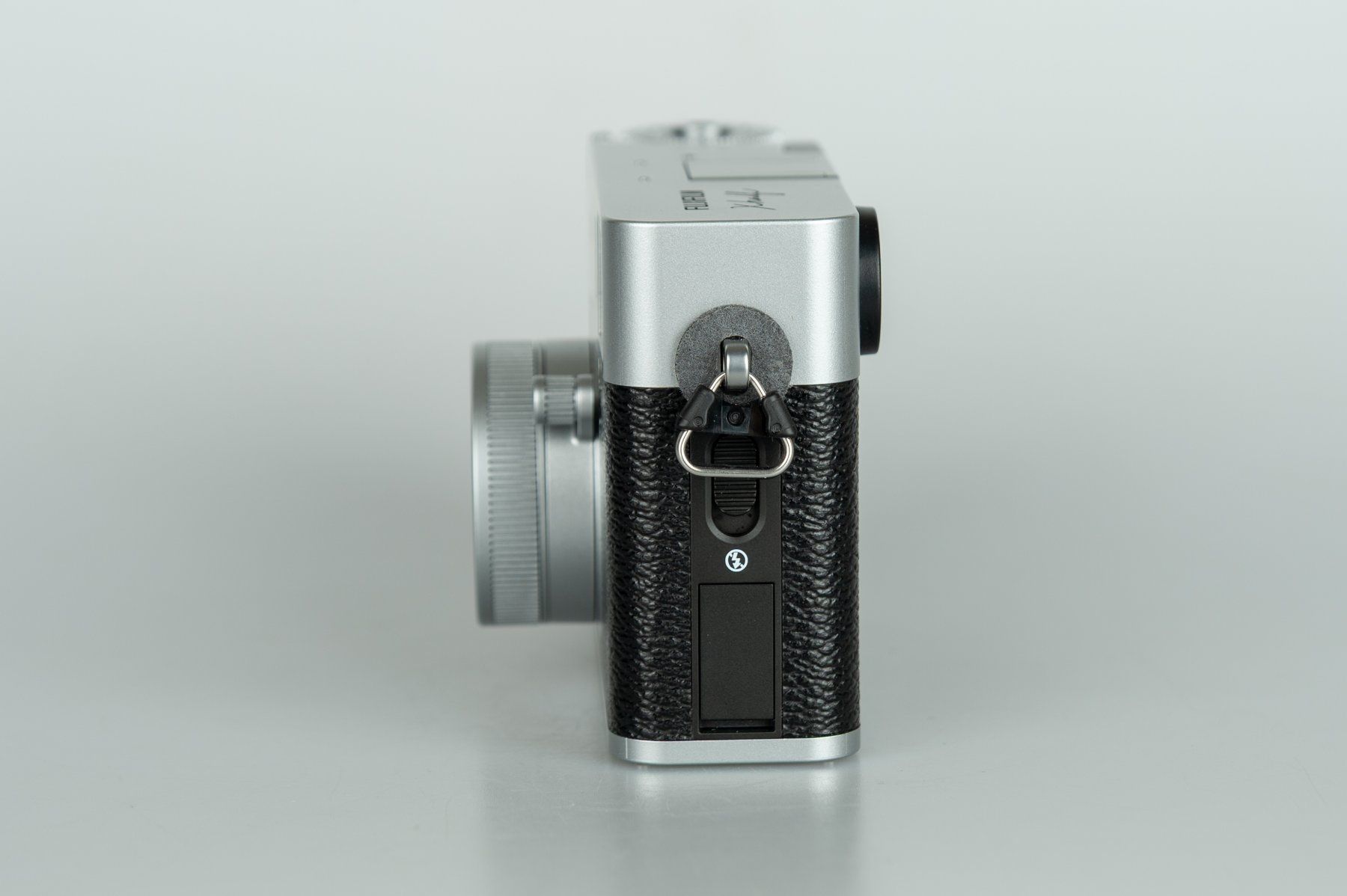 Fujifilm Fotocamera: Fujifilm X-HF1 silver (x-half) – Usato da Frauenfeld venduto da foto_winiger_gmbh 3