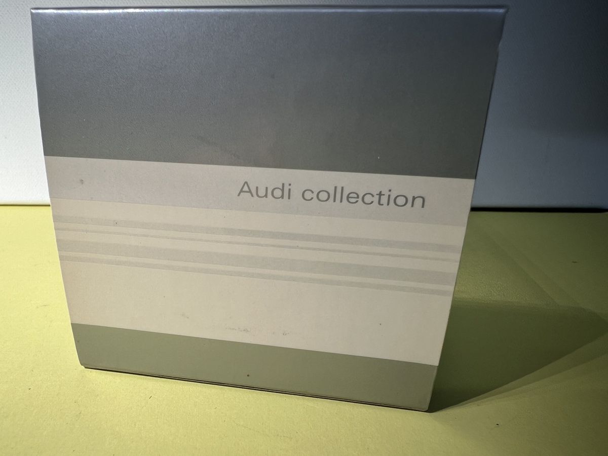 Schuco Modellini d'auto: Audi A5 Schuco Händlermodell 1/43 – Nuovo e nell'imballaggio originale da Weinfelden venduto da Kammerflimmern 6
