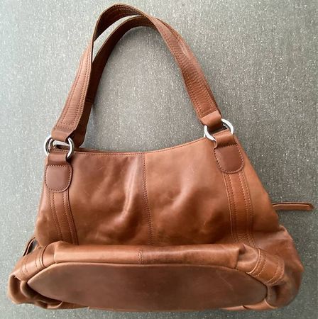 LEDER Handtasche DELLA MAE braun
