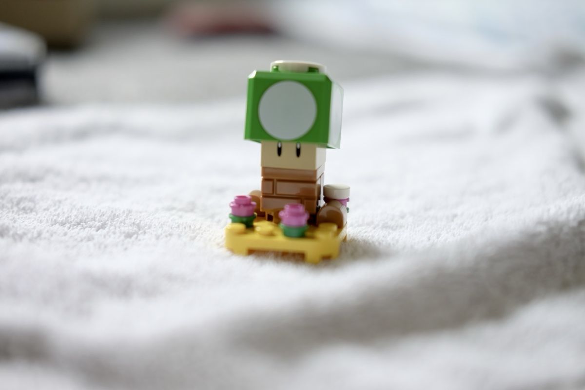 Lego Statuette: LEGO Super Mario Figur – Usato da Winterthur venduto da Ricci2012