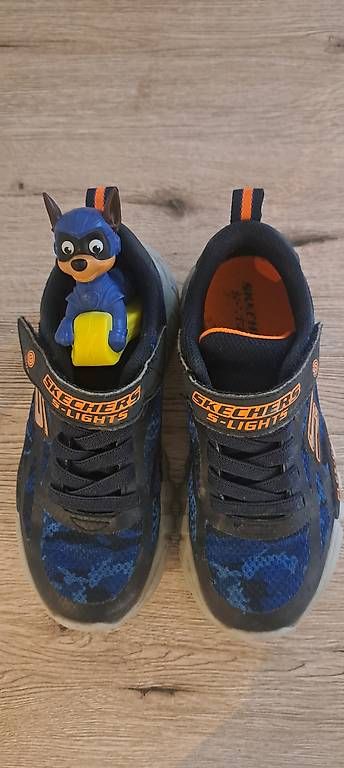 Schuhe für Jungen: Skecher  S LICHT  - 32 – Gebraucht aus Zeihen von ild_bv6f 1