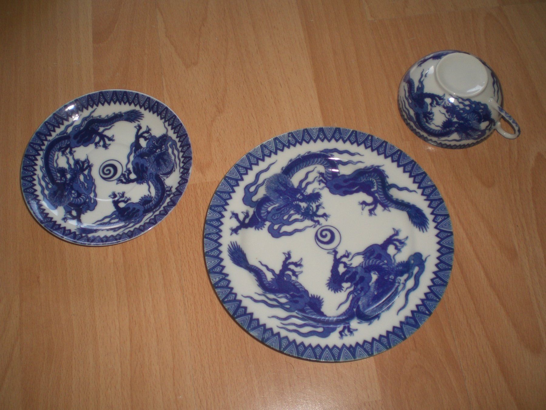 Teiere: Echtes japanisches Teeset mit Drachen Motiven – Nuovo e nell'imballaggio originale da Grellingen venduto da Neuron67 3