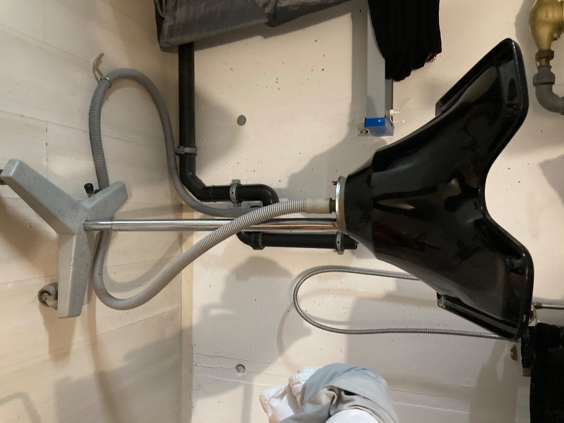 Lavabi & lavandini: Friseur Waschbecken schwarz – Usato da Hindelbank venduto da wei_w966 2