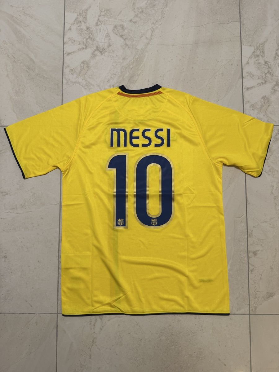 Nike Canottiere & Pantaloni: FC Barcelona Messi Trikot Saison 2011/2012 – Nuovo (secondo la descrizione) da Bronschhofen venduto da leo_99hp 1