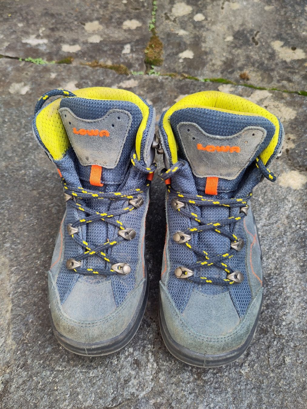 Lowa Schuhe für Jungen: Wanderschuhe Lowa Gr.29 – Gebraucht aus Zürich von Brullo01