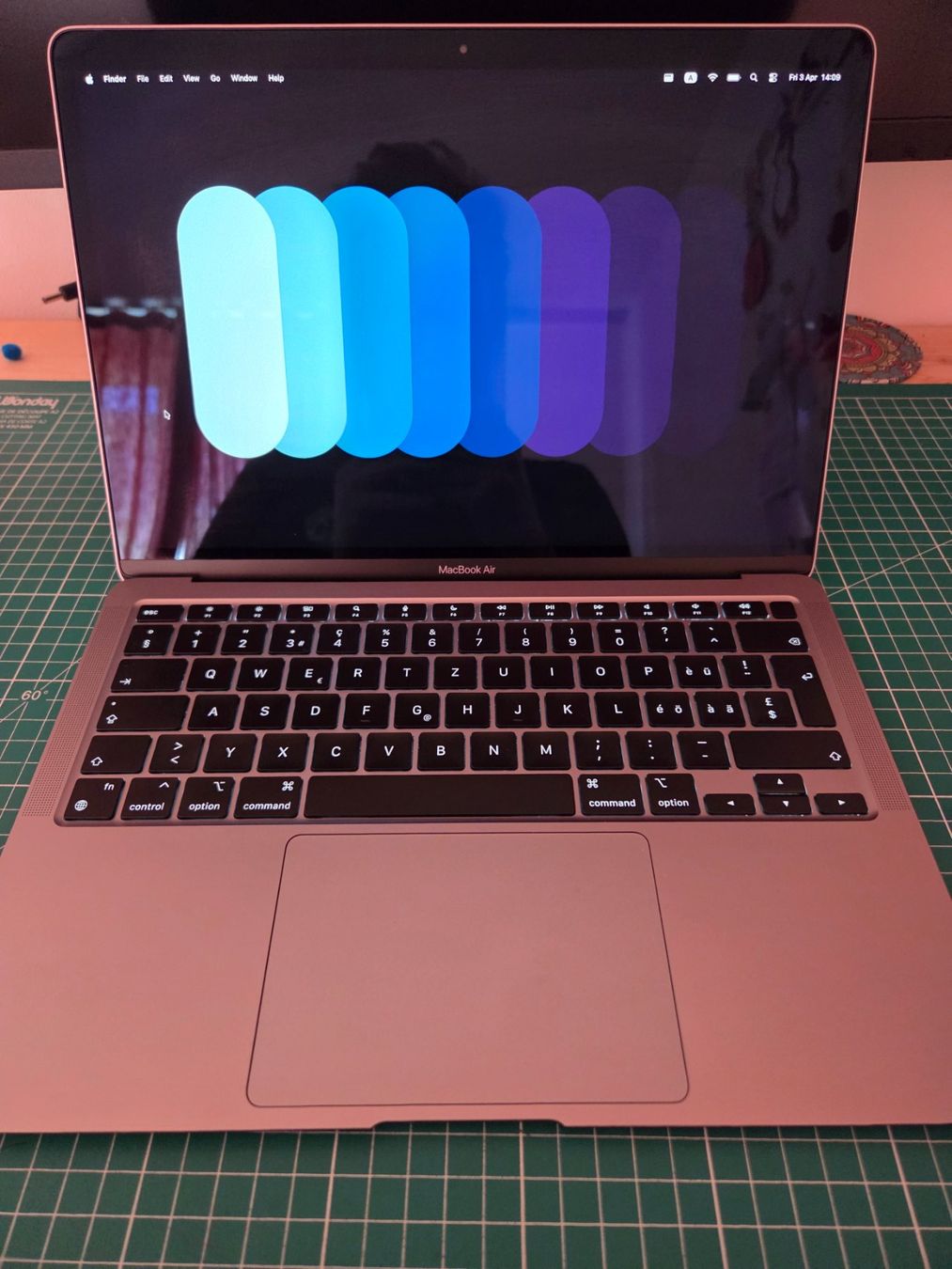 Apple Notebooks: MacBook Air M1 – Top Condition – 30 Battery Cycles – Gebraucht aus WINTERTHUR von NikosBako 3