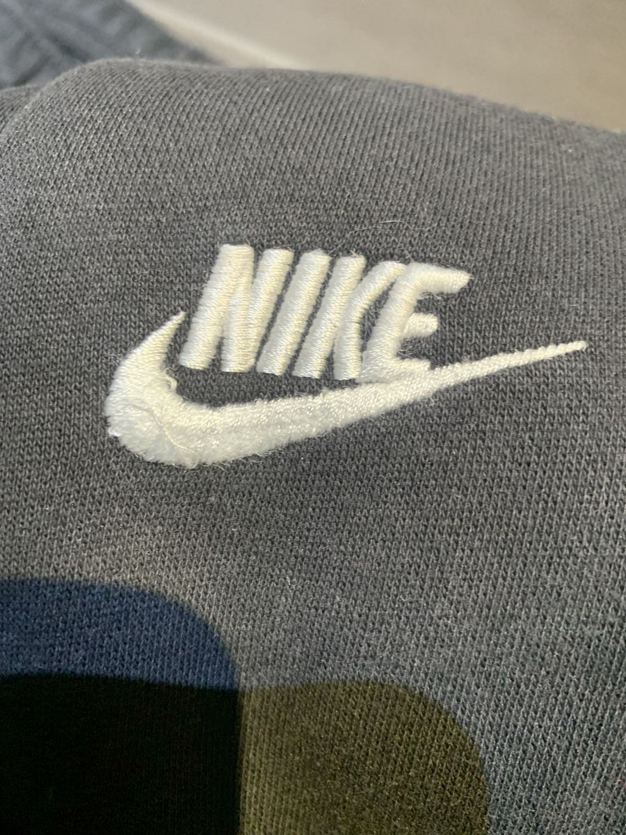 Nike Pantaloni: NIKE Jogginghose schwarz Grösse M  – Usato da Winterthur venduto da amapola 2