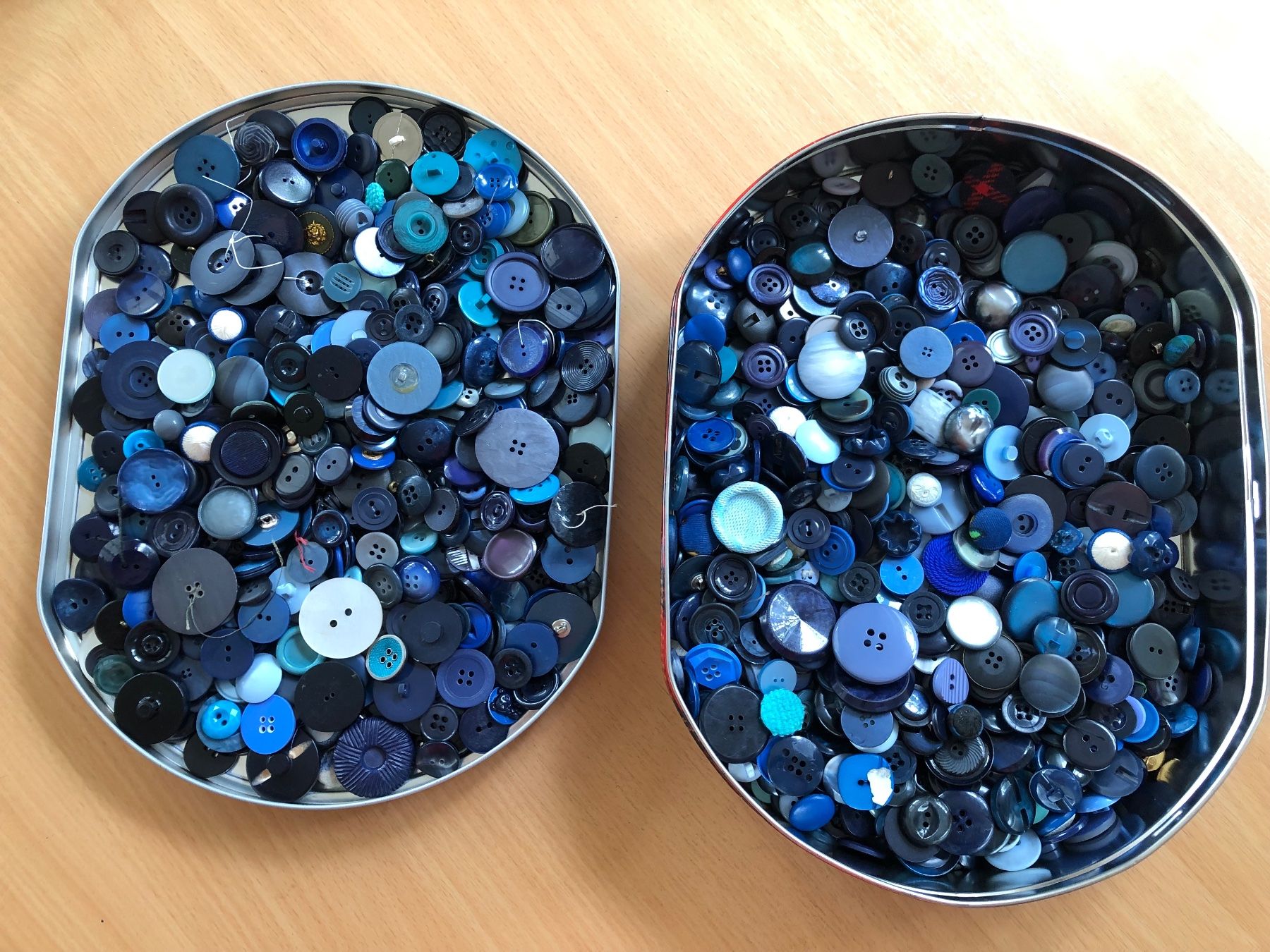 Knöpfe: Lot Knöpfe Blau ca. 1,8 Kg – Gebraucht aus Sirnach von Goforit2001 1