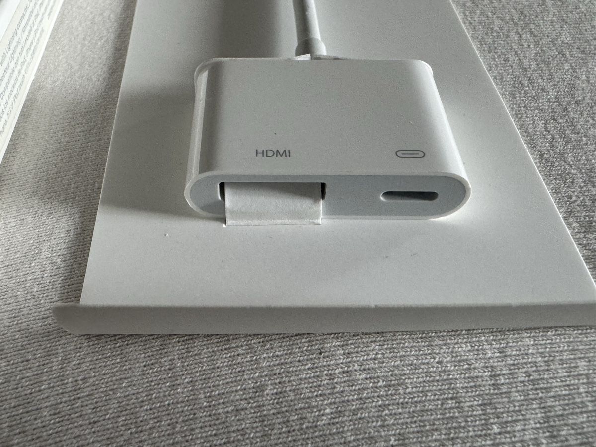Apple Unità & Adattatore: Apple Lightning Digital AV Adapter – Usato da Zürich venduto da nis_ts5 3