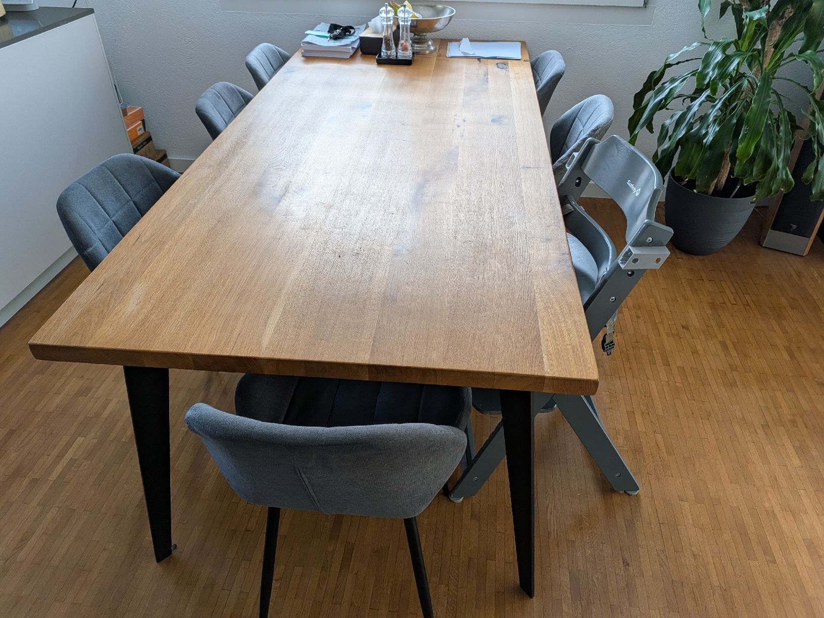 Eichholtz Tische: Eichentisch 220x100 – Neu (gemäss Beschreibung) aus Lachen SZ von KrisSlow
