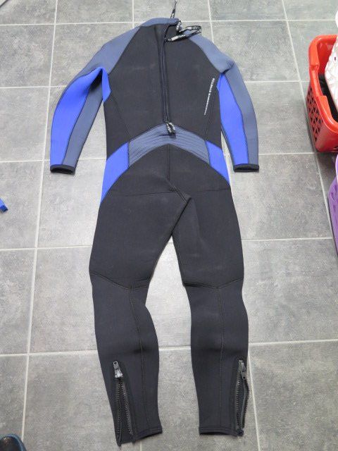 Mute per immersioni: Tauchanzug Bare – Usato da Riehen venduto da Sportx 1
