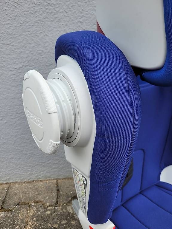Britax Römer Seggiolini per auto: Britax Römer Kidfix II XP SICT Kindersitz – Usato da Oberflachs venduto da Scheldi 1
