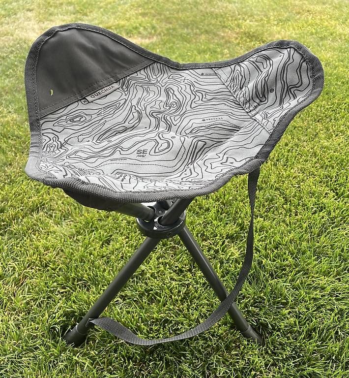 Tischset: Campingtisch mit passendem Hocker – Gebraucht aus Mörschwil von hei_7qrp 2